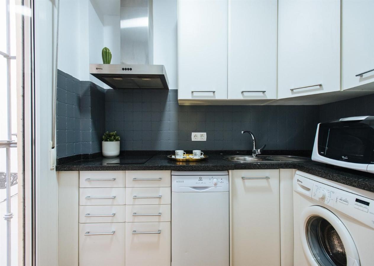 Feijoo Suite Apartment Seville Ngoại thất bức ảnh