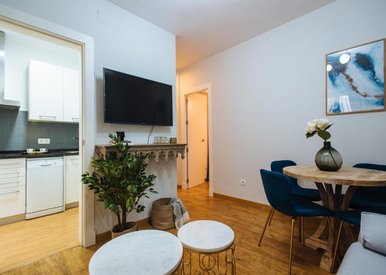 Feijoo Suite Apartment Seville Ngoại thất bức ảnh